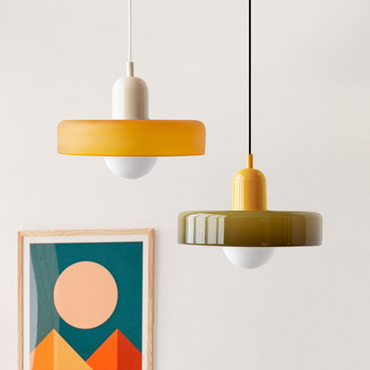 Sandsberg Pendelleuchte aus farbigem Glas | Elegante Hängeleuchte im Bauhaus-Stil | Designlampe für Wohnzimmer & Esszimmer