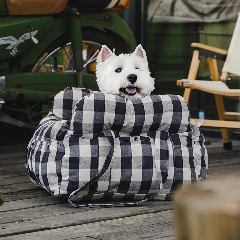 Sandsberg | Pet Sitter - Road Trip Haustier Booster