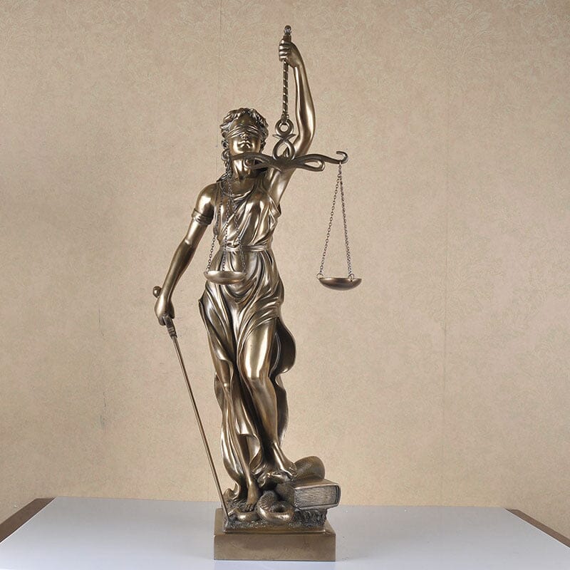 Dekorationsstatue der Göttin der Gerechtigkeit
