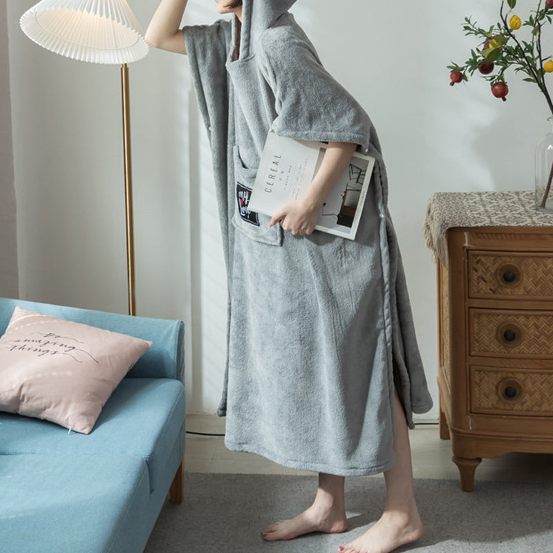 Mädchenhafter Pullover-Bademantel aus weichem Baumwollfleece