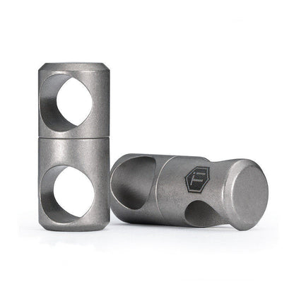 Sandsberg | Titanlegierung Universeller Rotierender Schlüsselanhänger (2er-Pack)