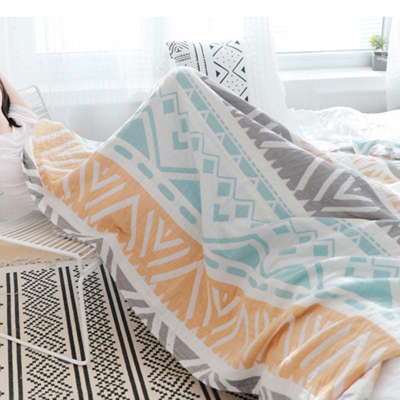 Leichte Bettdecke aus Baumwolle mit Farbblockdesign