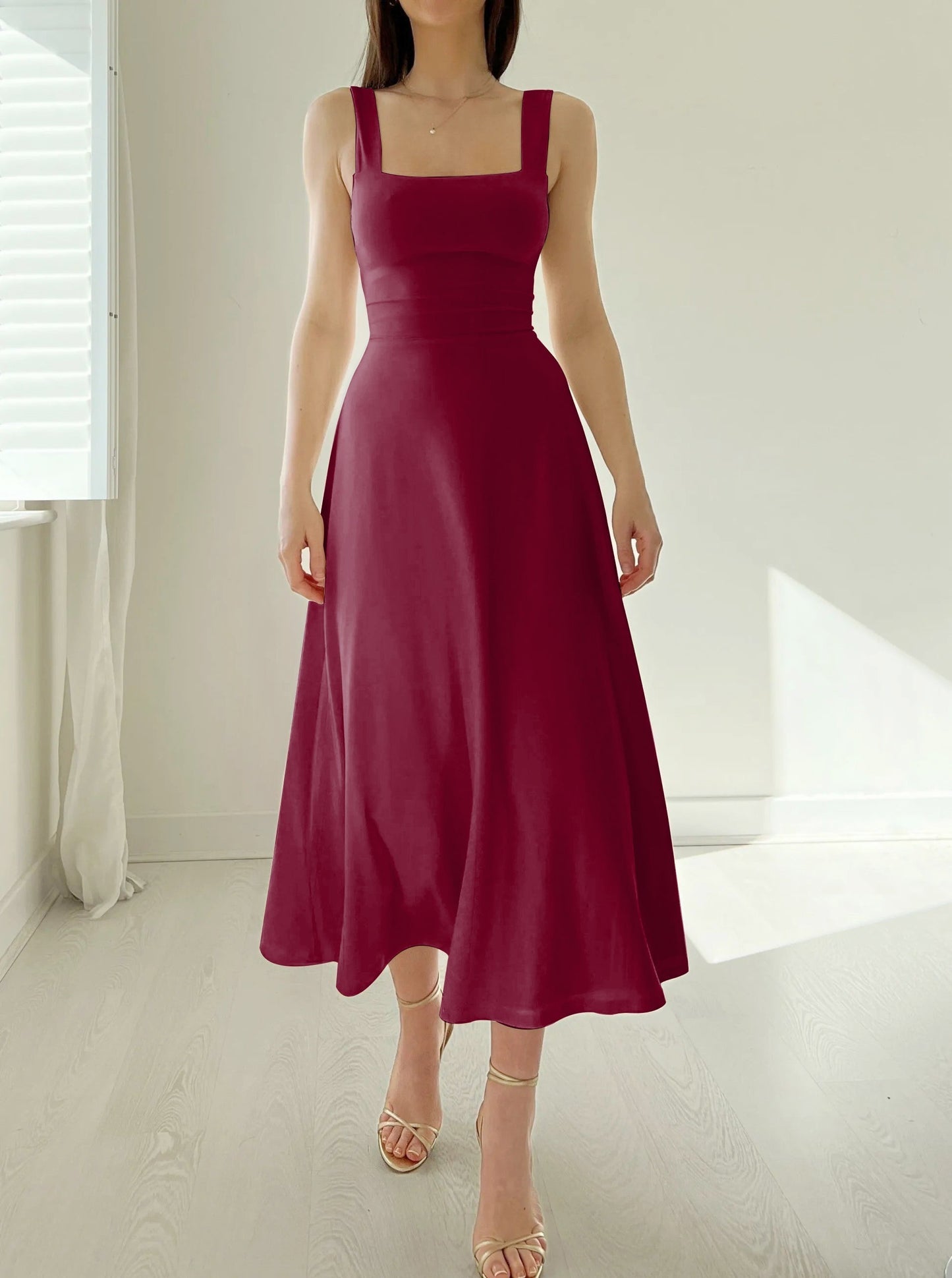 Neue Midi-Kleid mit dicken Trägern für Frauen