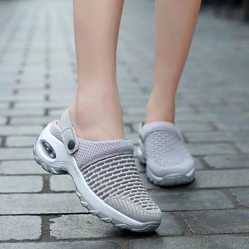 Orthopädische Damenclogs mit Luftpolstern zur Entlastung von Rücken und Knien