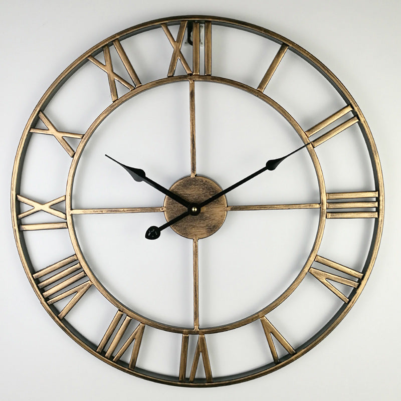 Große Retro-Wanduhr aus Eisen im Vintage-Stil