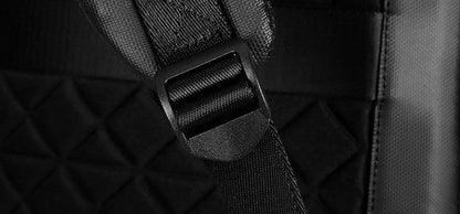 Sandsberg | Hochkapazitäts Ultra-dünner Laptop Rucksack, mit mehreren Fächern, wasserdichtem Material, besonderer Laptop-Schicht und atmungsaktivem Rückenpolster, geeignet für 15,6'' Laptop und 12,9'' Tablet