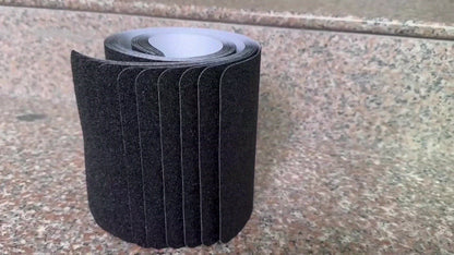 Sandsberg | 10-Pack 6"x24" Anti-Rutsch-Streifen – Robuste Rutschfestigkeit mit 80 Körnungen – Schwarze zuschneidbare Streifen für Treppen, Skateboards und Decksicherheit