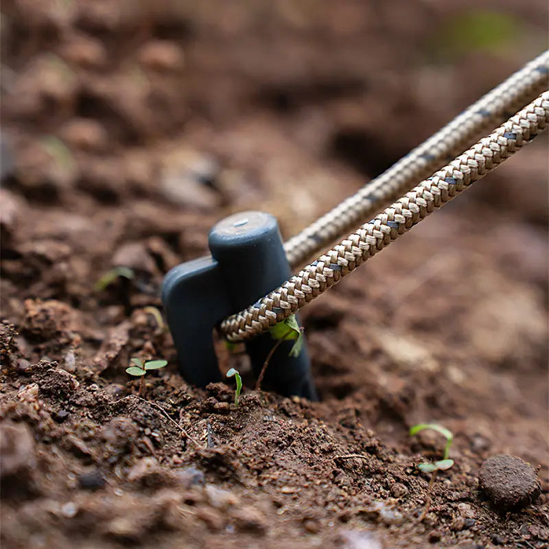 Sandsberg | Kunststoff Zeltspieße mit Haken – Camping Erdnägel für Planen und Tarp