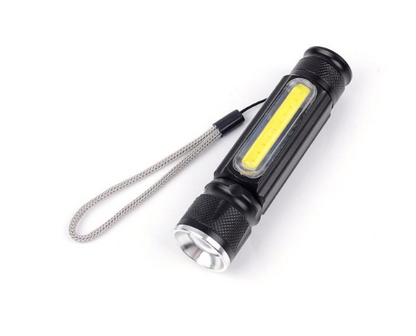 Sandsberg | USB Wiederaufladbare Magnetische Taschenlampe – LED Notfalllampe mit Magnet und Trageband