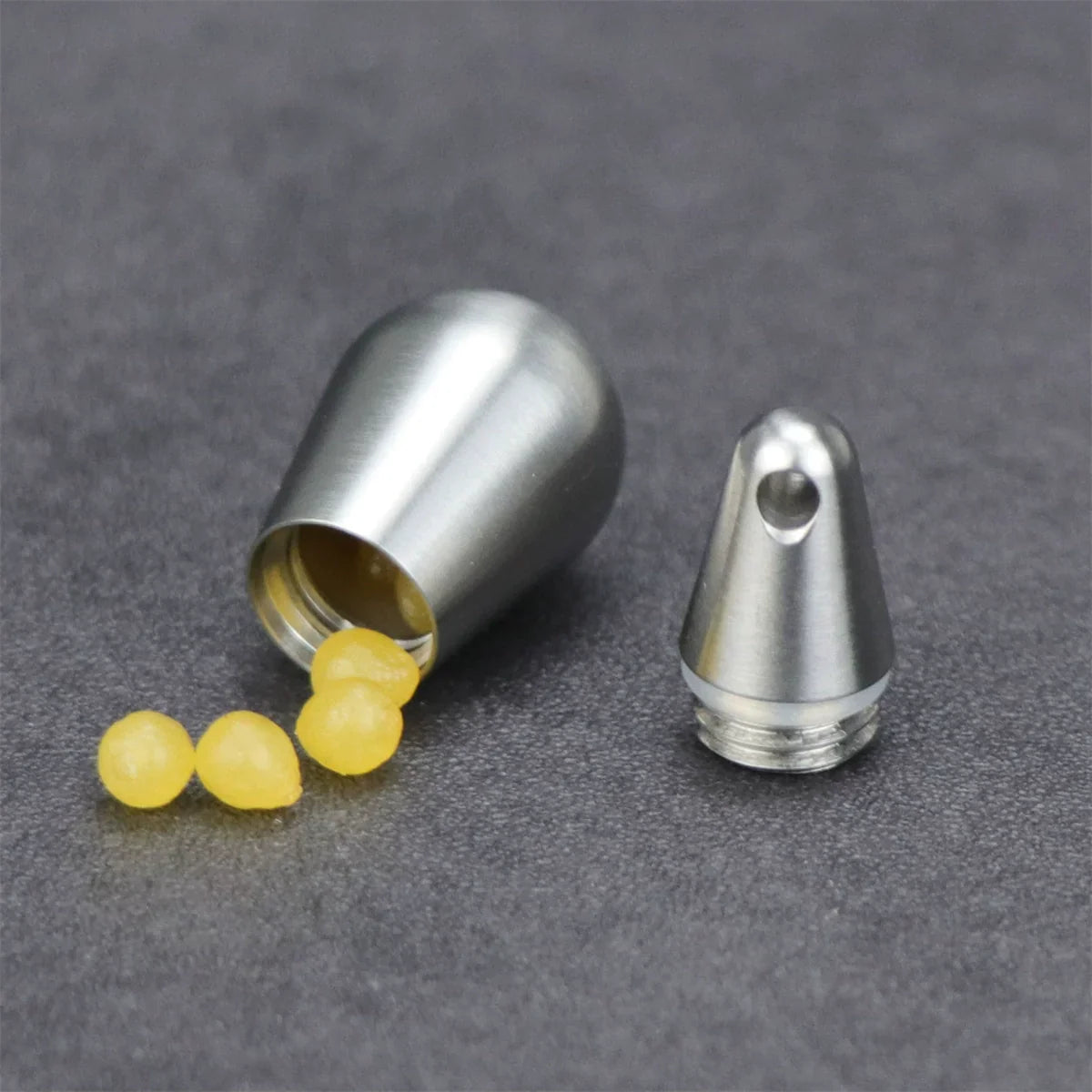 Sandsberg | Titan Tropfen Mini Pillendose - Wasserdichtes Reiseetui