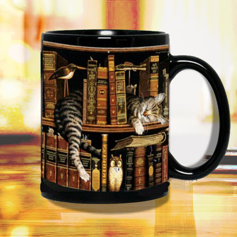 Bookself Keramik-Kaffeetasse – Geschenk für Katzenbuchliebhaber