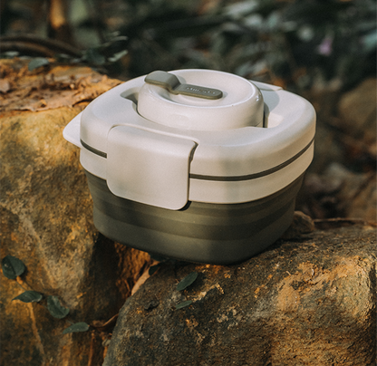 Sandsberg | Tragbares Silikon-All-in-One Campingtischgeschirr-Set