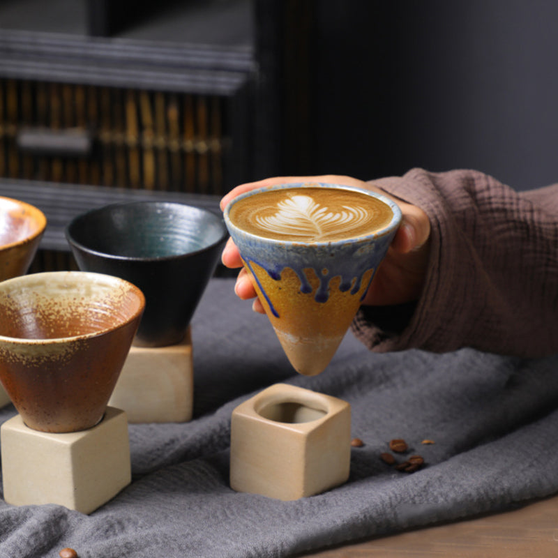 Kegelförmiges Couture-Becher- und Basis-Set