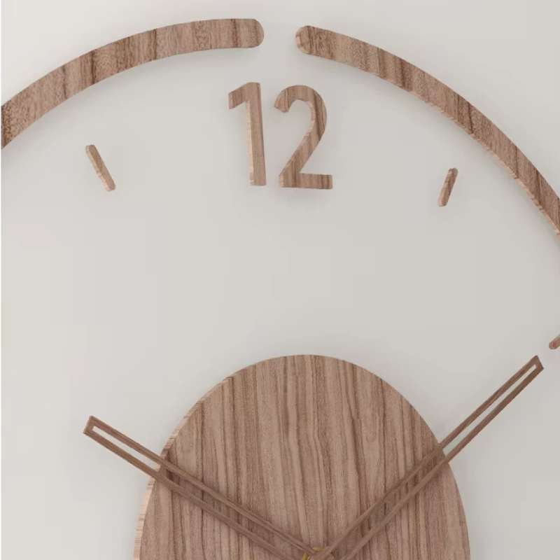 Sandsberg | Moderne Wanduhr aus Holz – Minimalistisches und elegantes Design für das Wohnzimmer