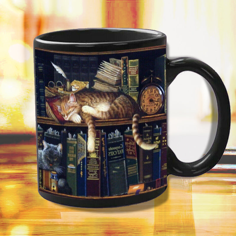 Bookself Keramik-Kaffeetasse – Geschenk für Katzenbuchliebhaber