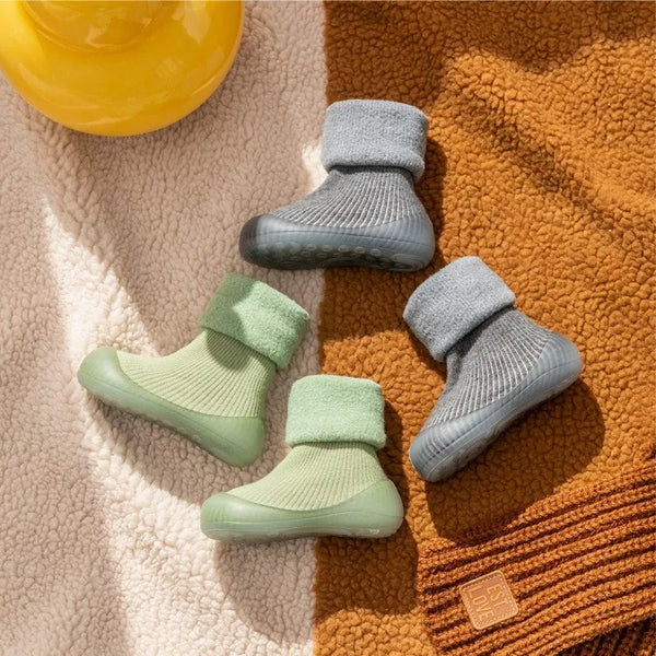 Sandsberg | Rutschfeste Kleinkind-Socken mit Gummisohle – Buy 1, Get 1 Free Aktion