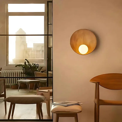 Sandsberg | RadiantForm - Elegante und schicke Wandleuchte