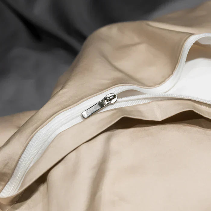 Sandsberg | Satin Katoen Geborduurde Bedding Set - Luxora