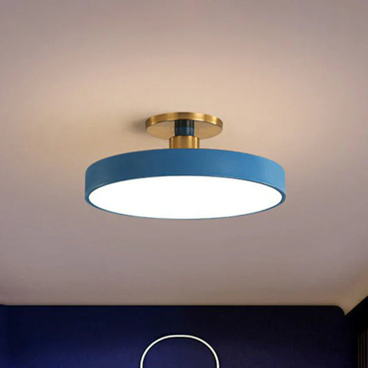 Deckenlampe im nordischen Stil - NordicaGlow