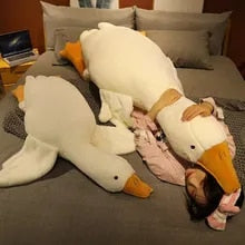 PlushVibe Gans Kissen