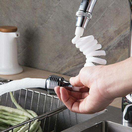 Wasser sparender Verlängerungsaufsatz für Wasserhähne mit ausziehbarem Design.