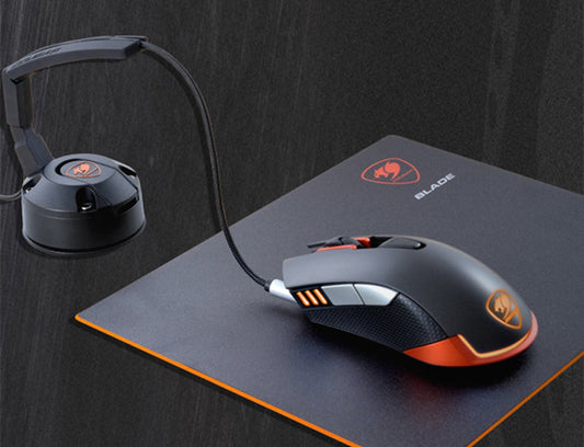 Sandsberg | Maus Bungee mit Vakuumsaugfuß, flexibler Halterung und Kabelrille, für sanftere Cursorbewegungen