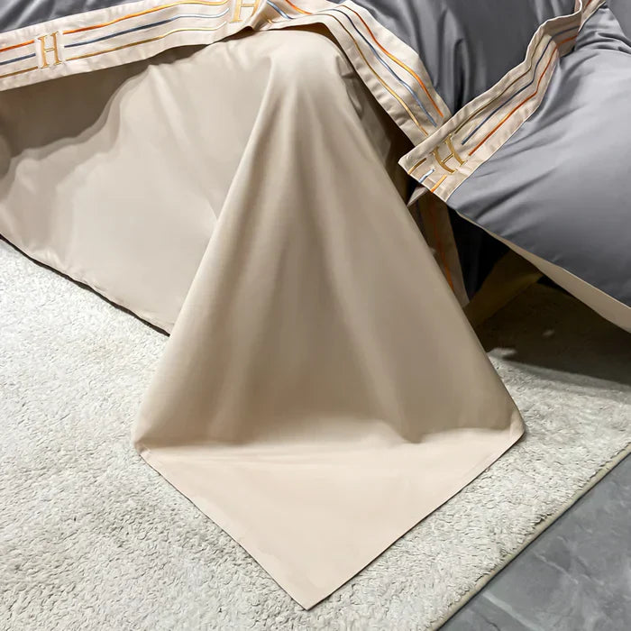 Sandsberg | Satin Katoen Geborduurde Bedding Set - Luxora
