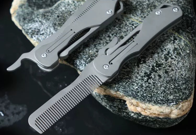 Sandsberg | Pure Titanium Faltkamm - Antistatischer Reise-Massagkamm