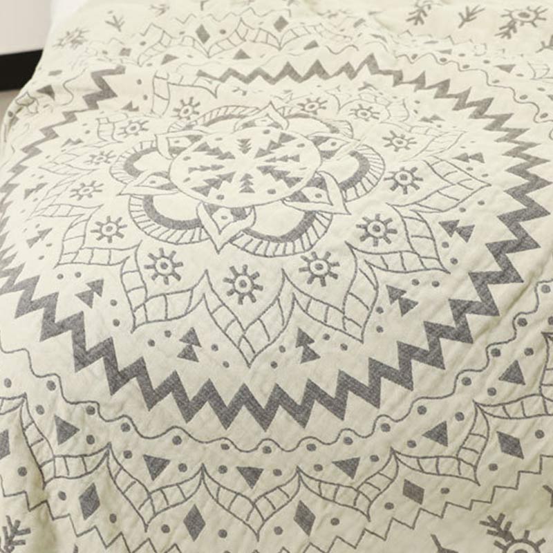Chic Mandala Wendbare Baumwollsteppdecke mit Blumenmuster
