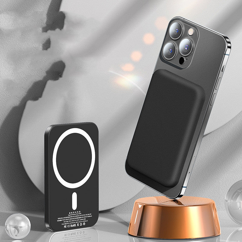 Sandsberg | Magnetische Powerbank mit Schnellladung