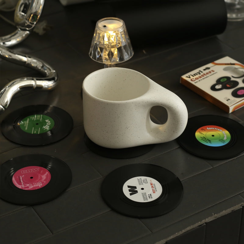 Vinyl-Schallplatten-Untersetzer mit retro Schallplattenspieler-Halter