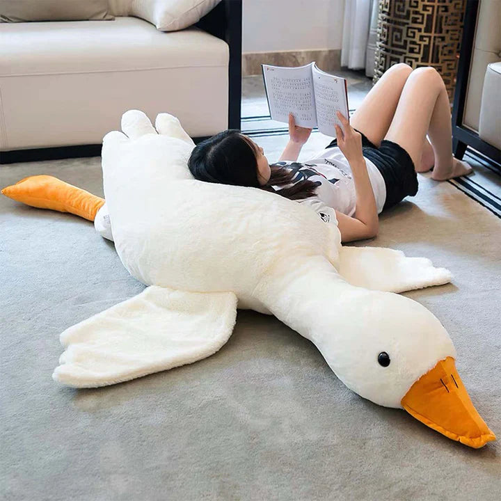 PlushVibe Gans Kissen
