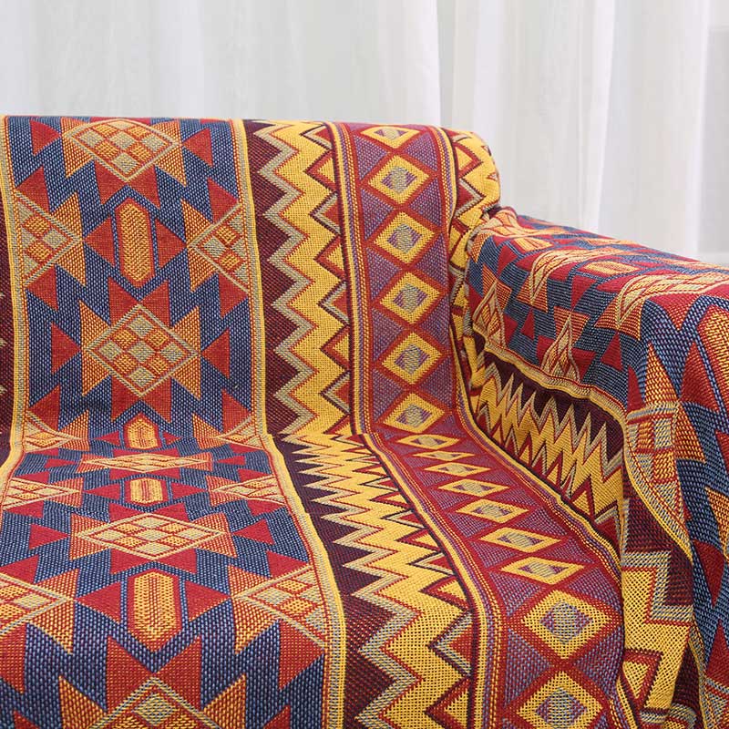Bohemian Decke mit Quasten und Karomuster in verschiedenen Farben