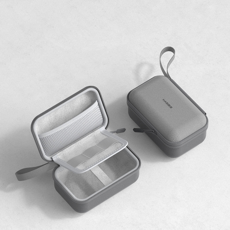 Sandsberg | Bluetooth Digital Power Bank und Datenkabel Tragetasche