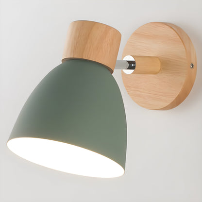 Houten Scandinavische wandlamp met schakelaar voor de slaapkamer