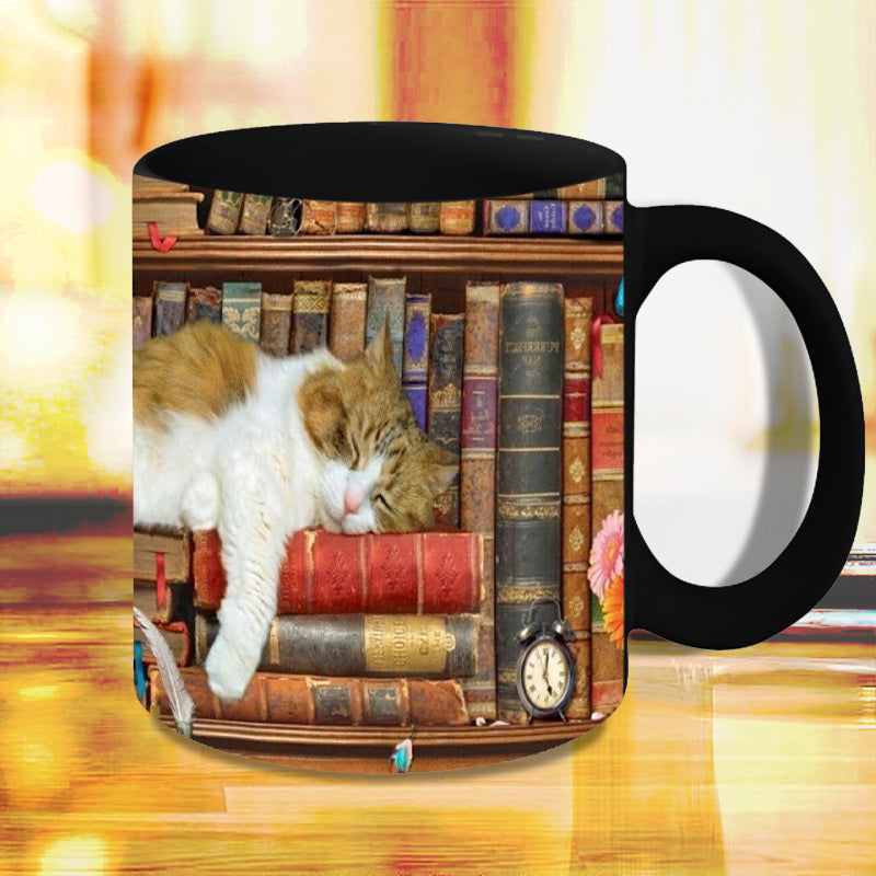 Bookself Keramik-Kaffeetasse – Geschenk für Katzenbuchliebhaber