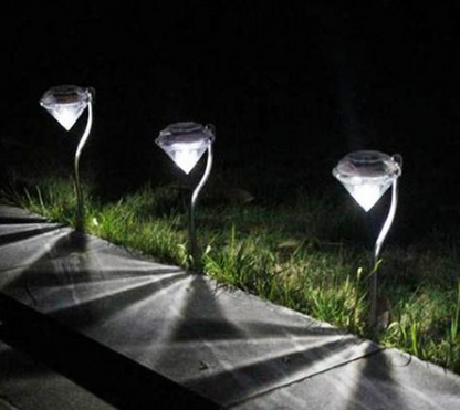 Sandsberg | Solar Gartenleuchte in Diamantform – LED Lampen für den Außenbereich zur Dekoration und Beleuchtung