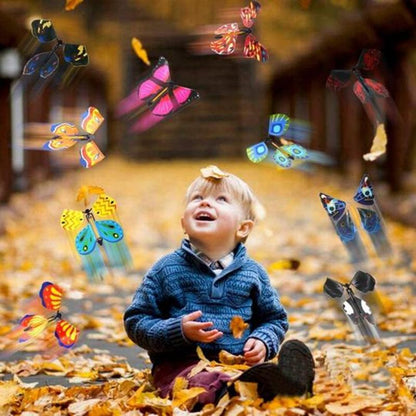 Sandsberg | Magischer fliegender Schmetterling (Zufällige Farbe)