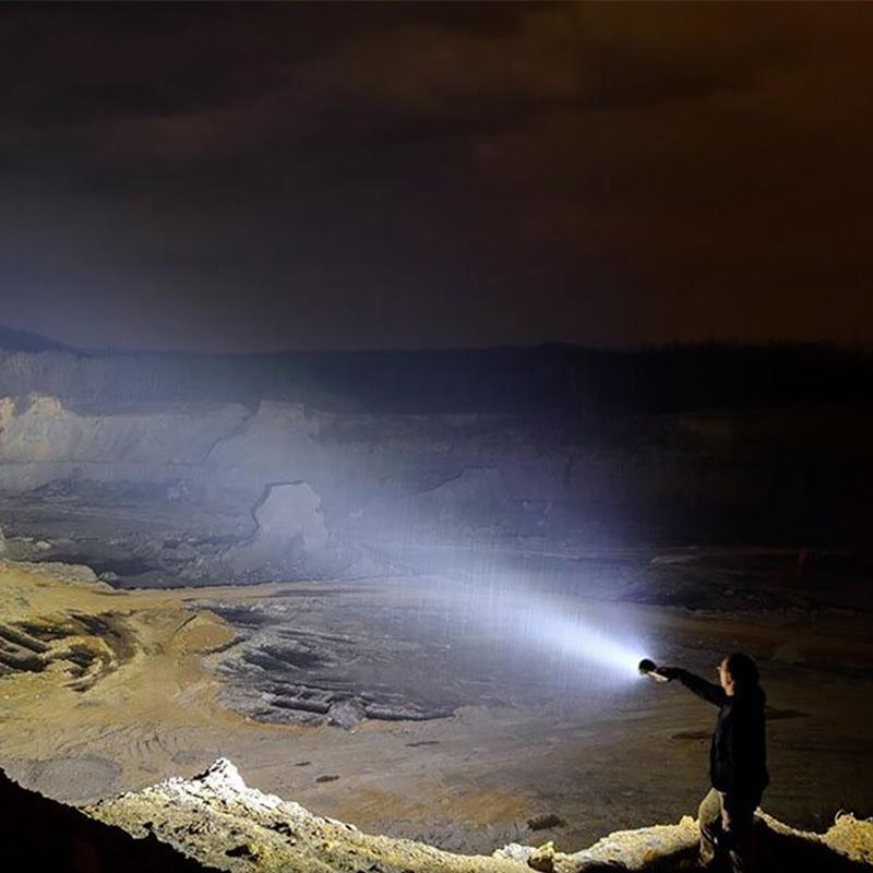 30000-5000 Lumen Hochleistungs-LED wasserdichte Taschenlampe