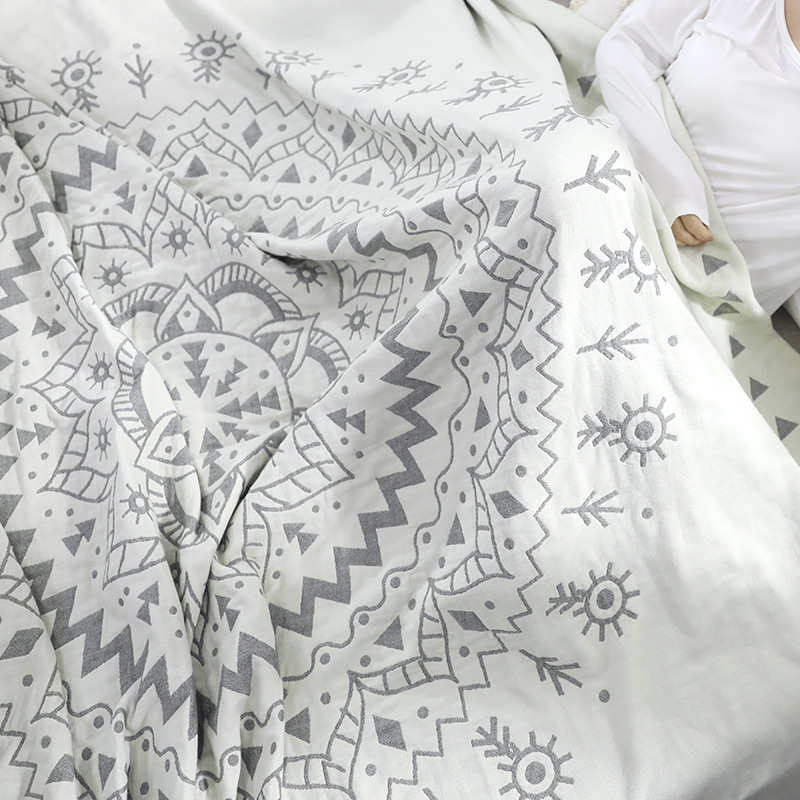 Chic Mandala Wendbare Baumwollsteppdecke mit Blumenmuster