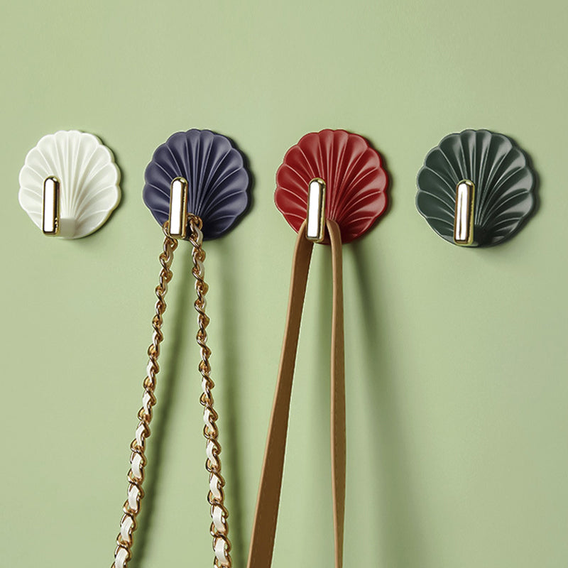 Sandsberg | Luxurious shell-shaped hooks