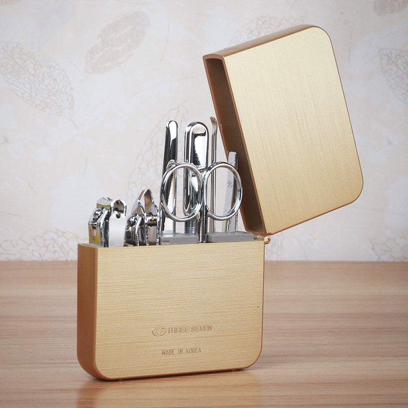 Sandsberg | 7-teilige Maniküre Set, mit 2 Nagelknipsern, Schönheitsschneider, Nagelfeile, Ohrenreiniger, für Fingernägel & Zehennägel