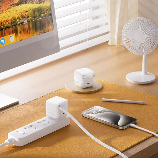 Sandsberg | 35W Dual-Port Built-In Cable Fast Charger Kit (US Standard)