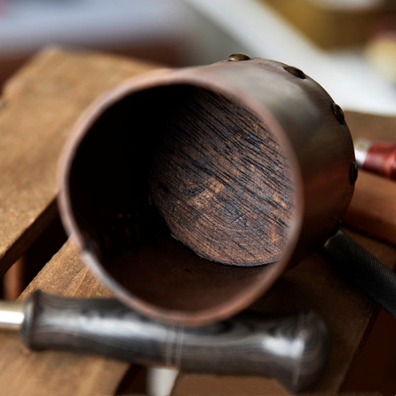 Sandsberg | Handgefertigter pflanzlich gegerbter Leder Stift Halter Schreibtisch Ornament