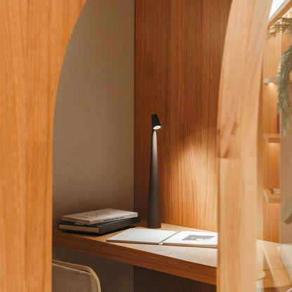 Sandsberg | EcoLight – Energieeffiziente wiederaufladbare Schreibtischlampe