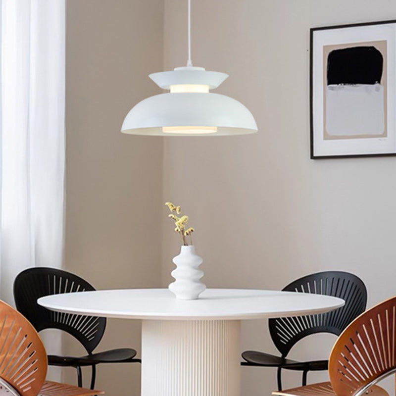 Zeitgenössische skandinavische Kuppel aus Aluminium Acryl 1-Licht Pendelleuchte für das Wohnzimmer