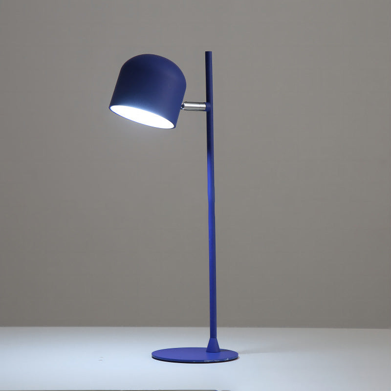 Zeitgenössische kreative Zylinder-Scheibenbasis wiederaufladbare Metall-Kunststoff LED-Tischlampe für das Schlafzimmer