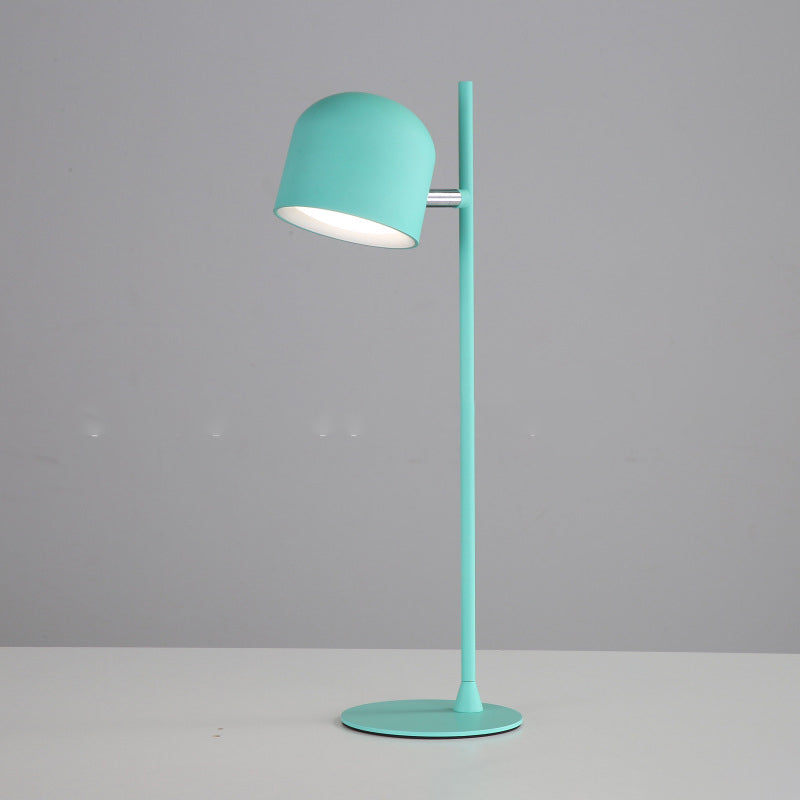 Zeitgenössische kreative Zylinder-Scheibenbasis wiederaufladbare Metall-Kunststoff LED-Tischlampe für das Schlafzimmer