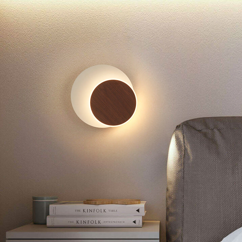 Zeitgenössische skandinavische Eisen-Acryl runde quadratische drehbare LED-Wandleuchte für Nachttisch