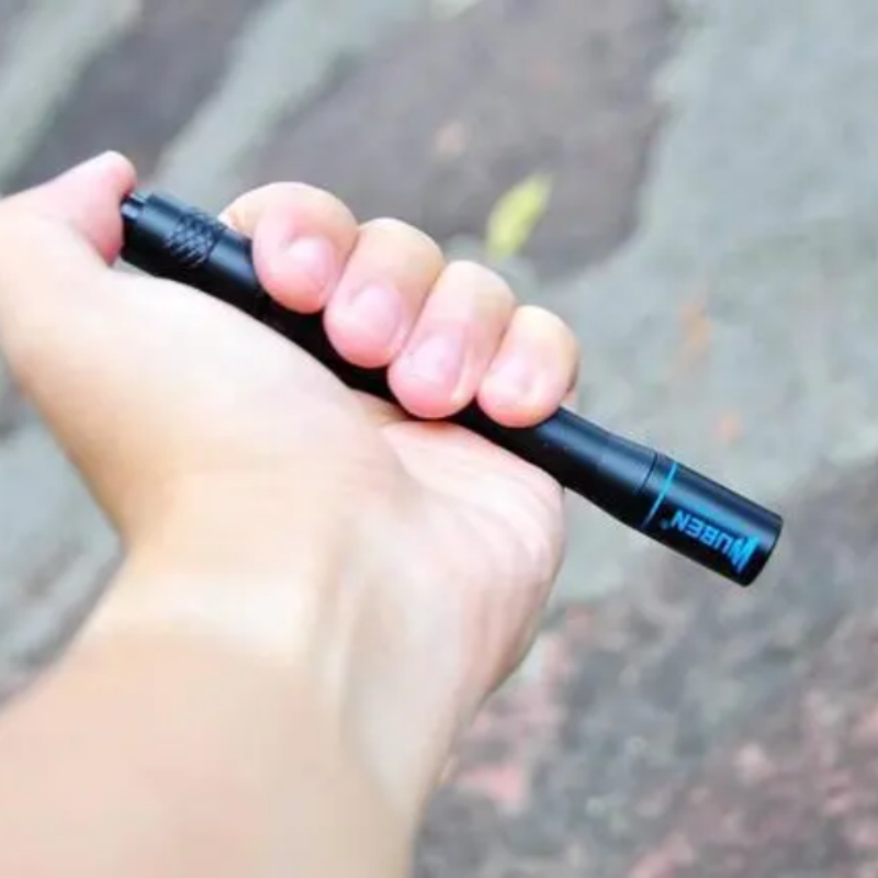 Sandsberg | Fluoreszierendes Agenten-Detektion 365nm UV Licht Stift